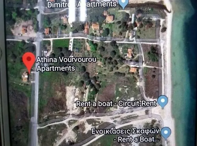 Athina Daire Vourvourou